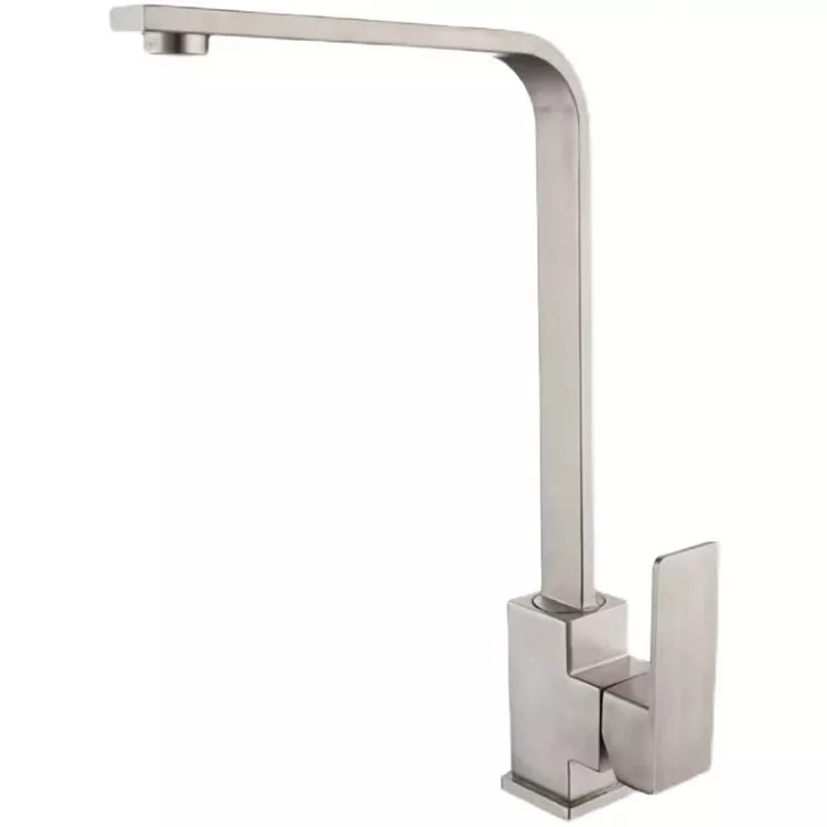 Cidsin le bruis ceàrnagach seachd-caractaran faucet teth is fuar a Cidsin le bruis ceàrnagach seachd-caractaran faucet teth is fuar a