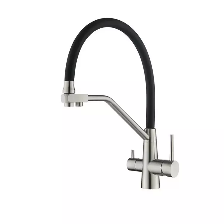 Hose tarraing a-mach silicone 3-in-1 faucet uisge teth is fuar